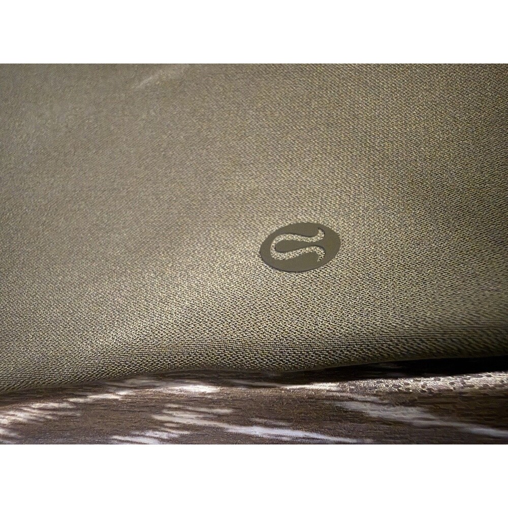 NWOT Lululemon On the Fly Jogger woven in Green Size 10 Dark Olive? - Picture 7 of 11